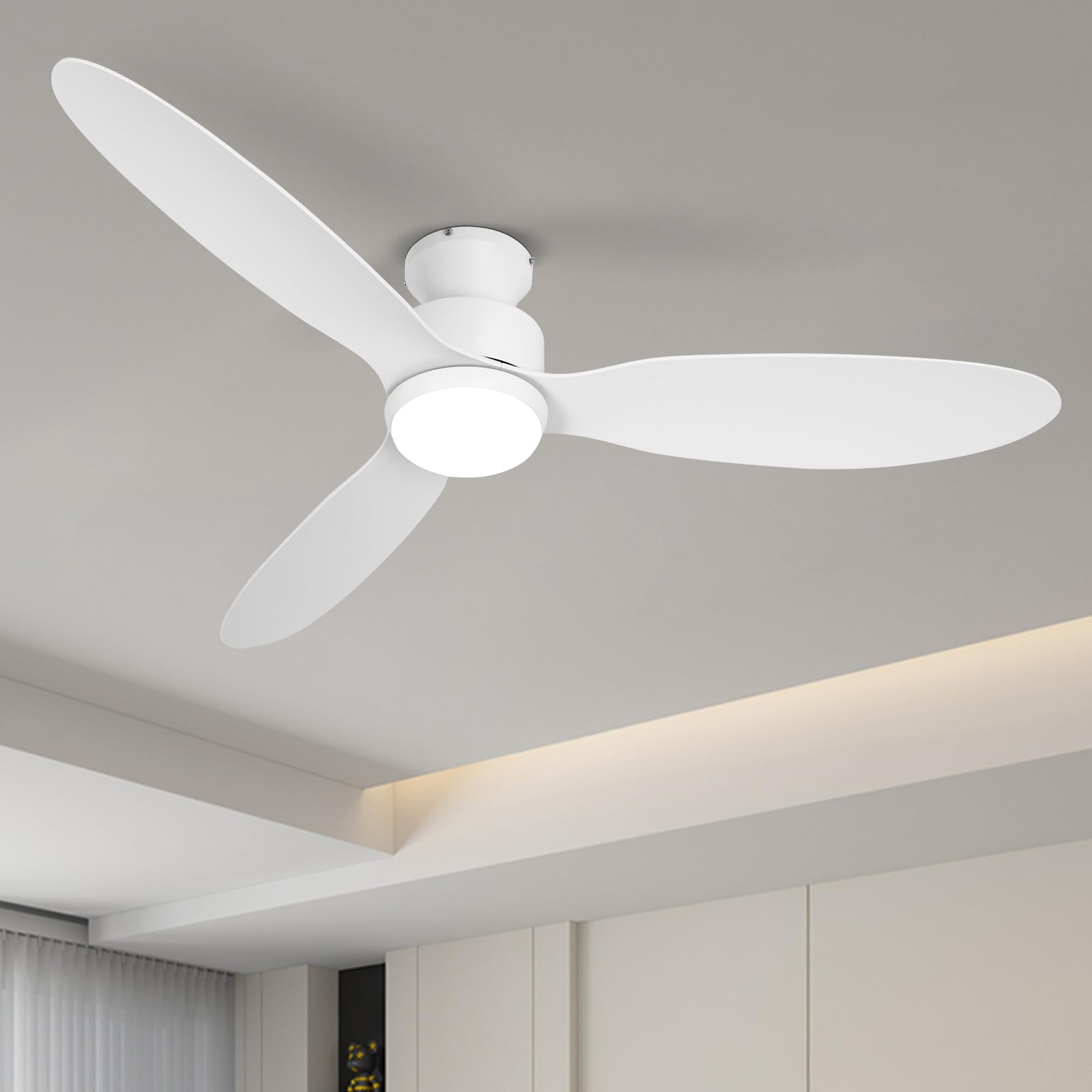 White 52 Inch Ceiling Fan with Light and Remote control