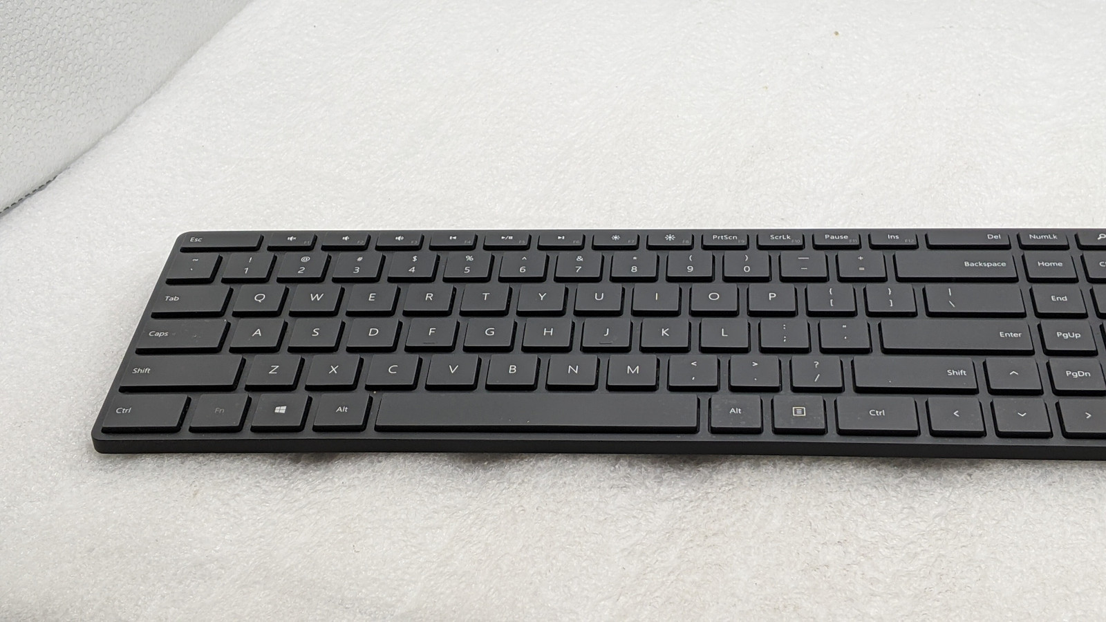Microsoft Designer Bluetooth Wireless Keyboard (MODEL#1678) Black FREE SHIPPING