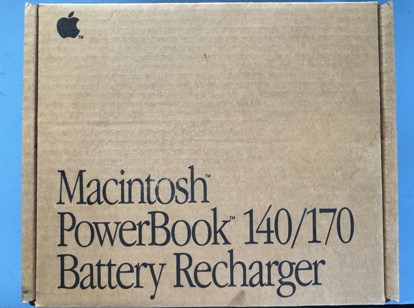 Macintosh Power Book 140/170 Battery Recharger Model M1027LL/A