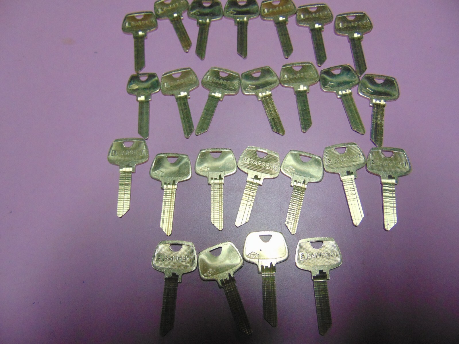 25 KEYS ORG. SARGENT CM 6 PIN KEYS BLANKS UNCUT LOCKSMITH