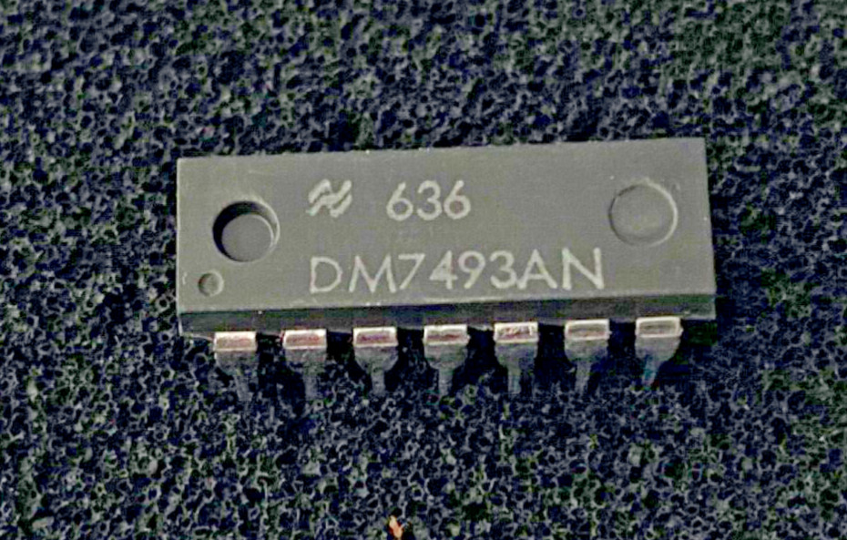 National DM7493AN decade and binary counters Integrated Circuit