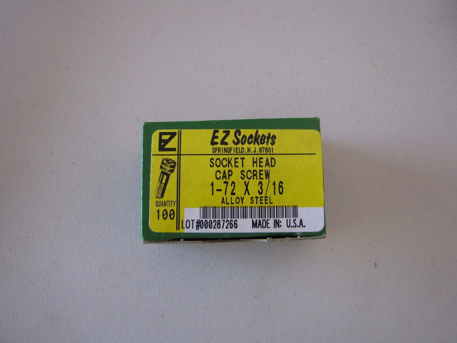 1-72X3/16" Socket Head Cap Screws, Hex Socket Drive, Standard Head, Alloy Steel