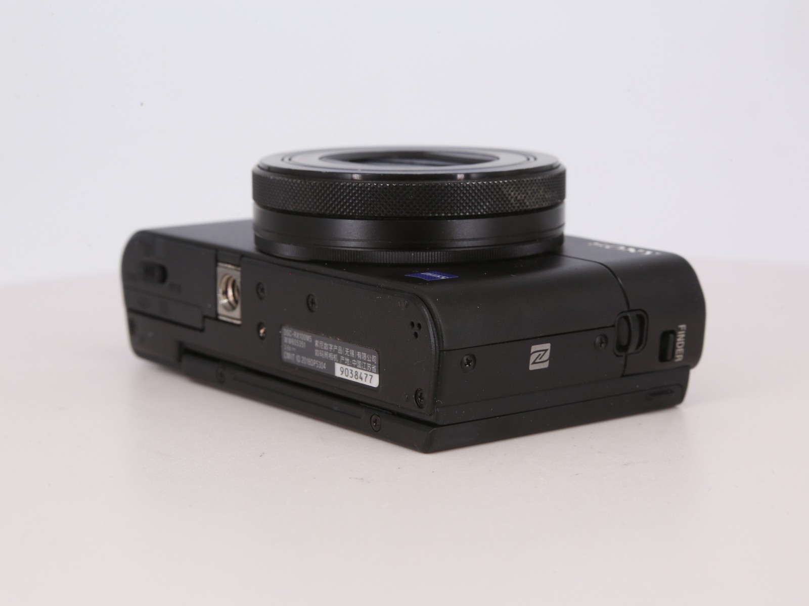 [Good, Fast Shipping] Sony DSC-RX100 V M5 Camera