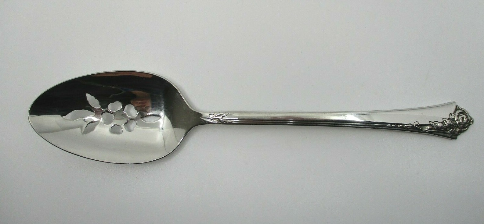 ONEIDA STAINLESS DAMASK ROSE PIERCED SERVING SPOON - 8 1/2" - 01M