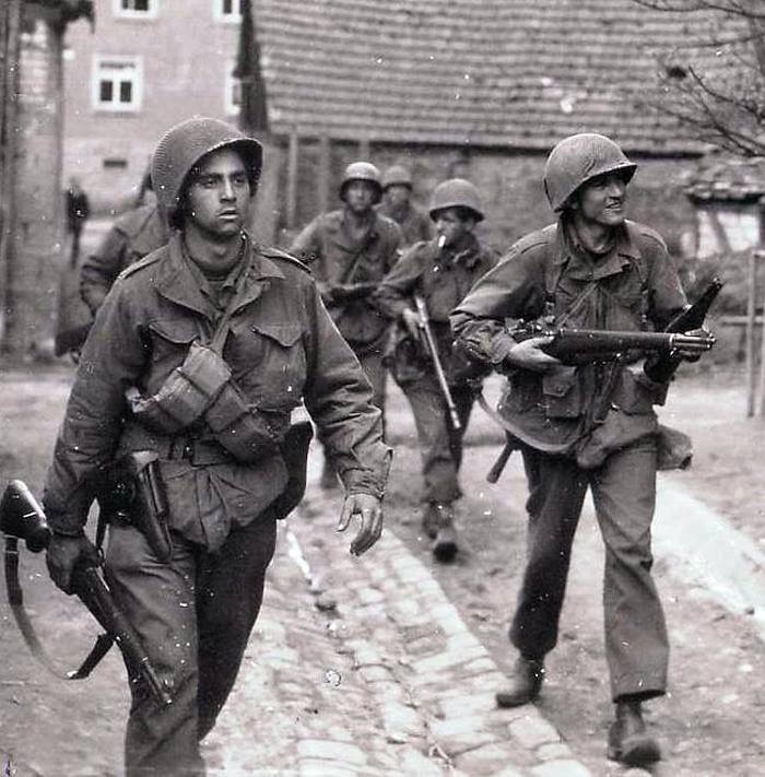 WW2 Photo WWII US Soldiers Europe M1 Garand P38 Wine BAR World War Two   / 1418