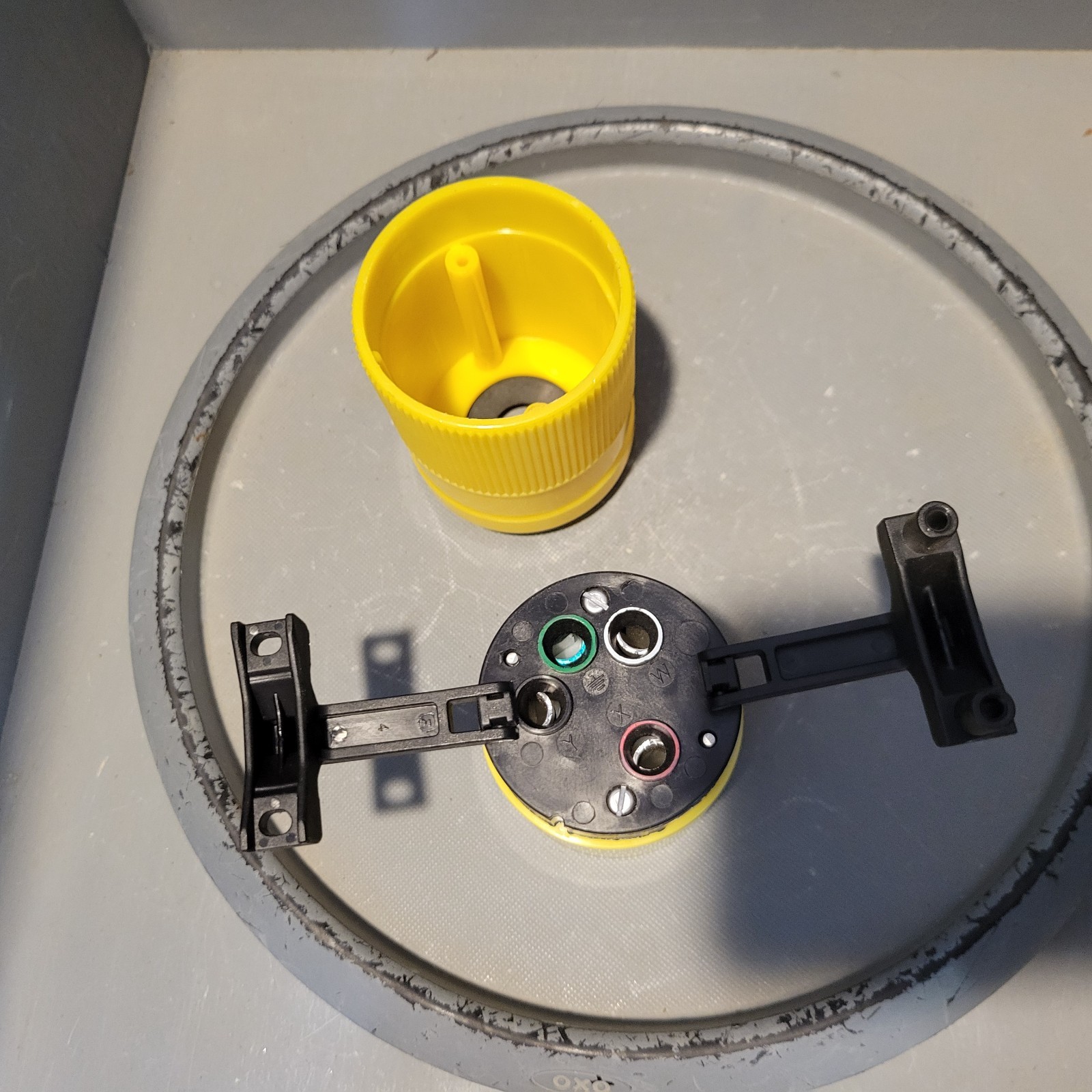 Marinco Turn & Pull Male Locking Plug, MISSING SCREWS, 50A, 125/250V