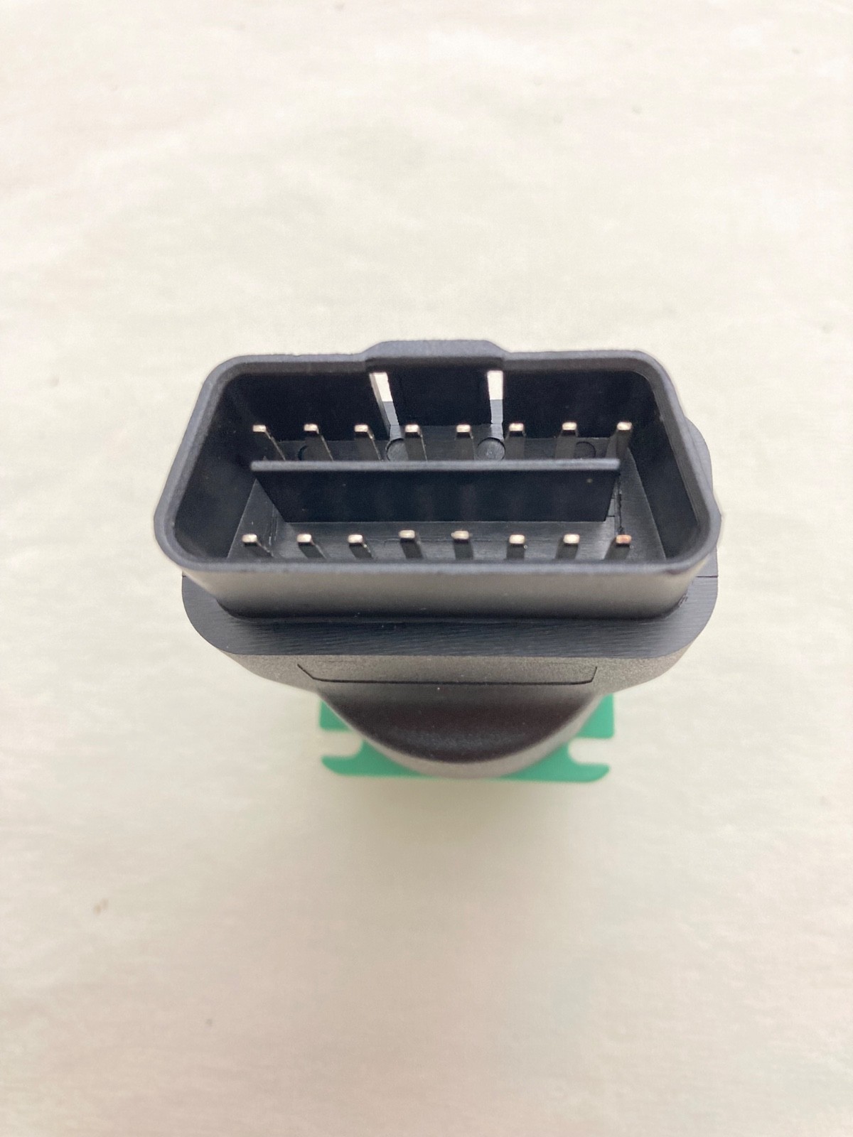 OBD2 Male To Green J1939 Female 9 Pin To 16 Pin Diagnostic Adapter Connector