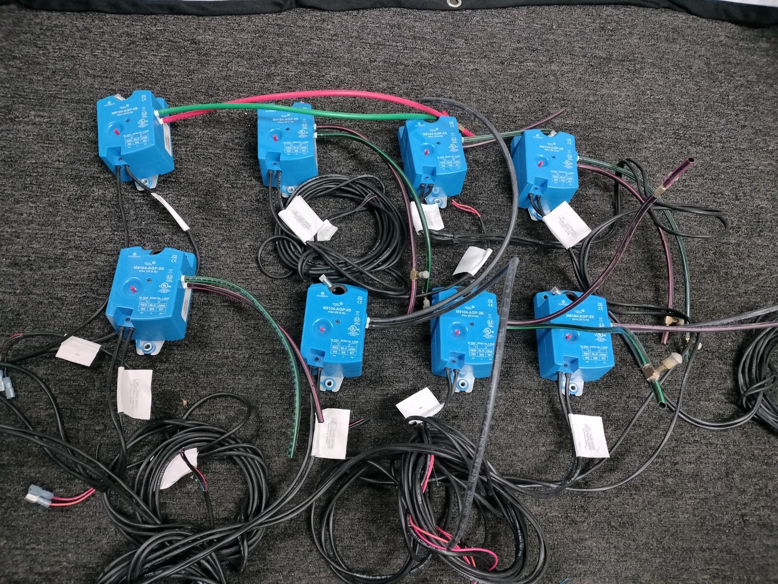 8x Johnson Controls (M9104-AGP-2S) Series Electric Non-Spring Return Actuator