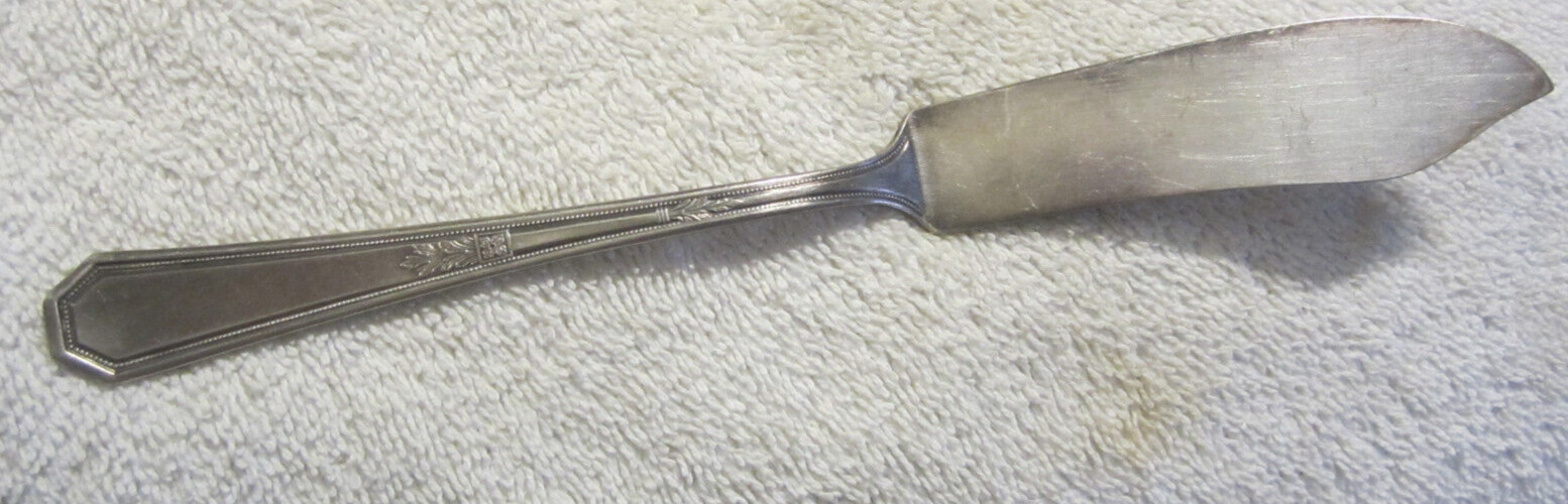 1 antique butter knife,spreader Wm Rogers & Son, IS, silverplate, Mayfair, VTG
