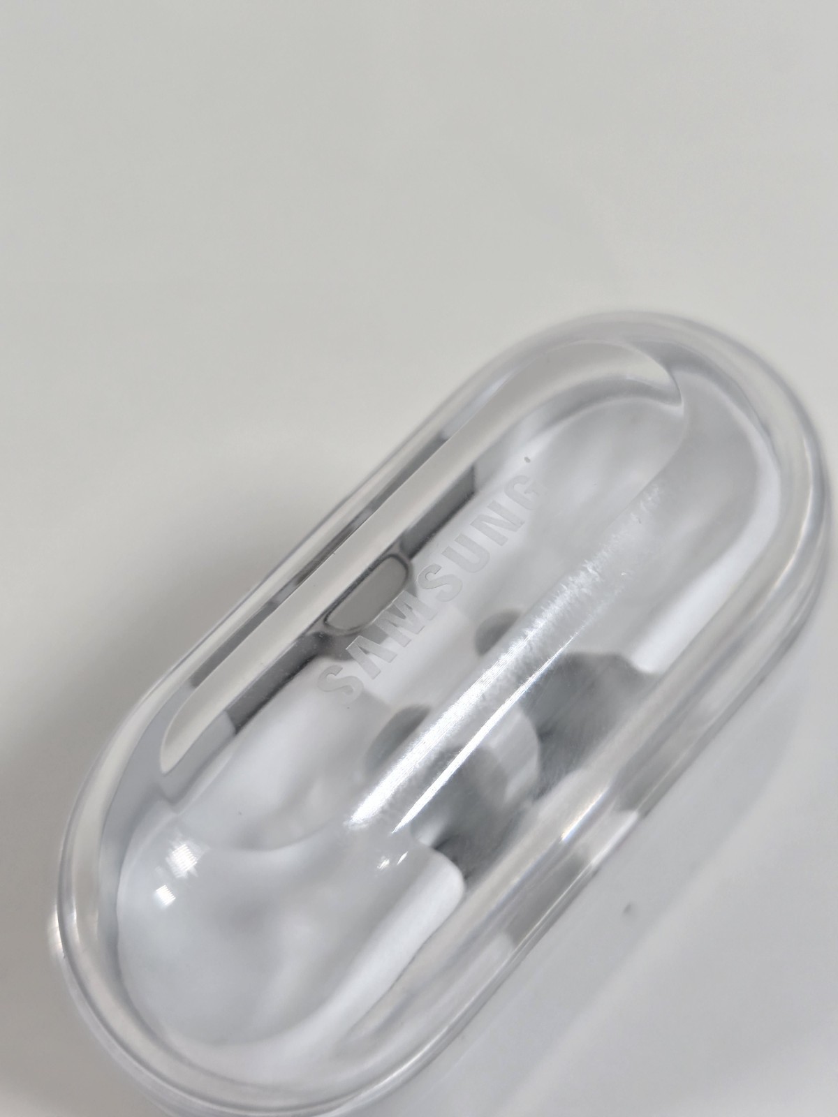 Samsung Galaxy Buds3 Pro SM-R630 OEM Replacement Charging Case White