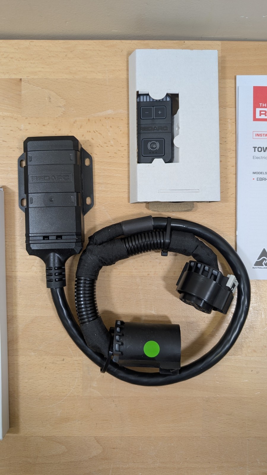 Redarc EBRHX-ADH-NA Bluetooth Trailer Brake Controller W/Remote & Vehicle Apps