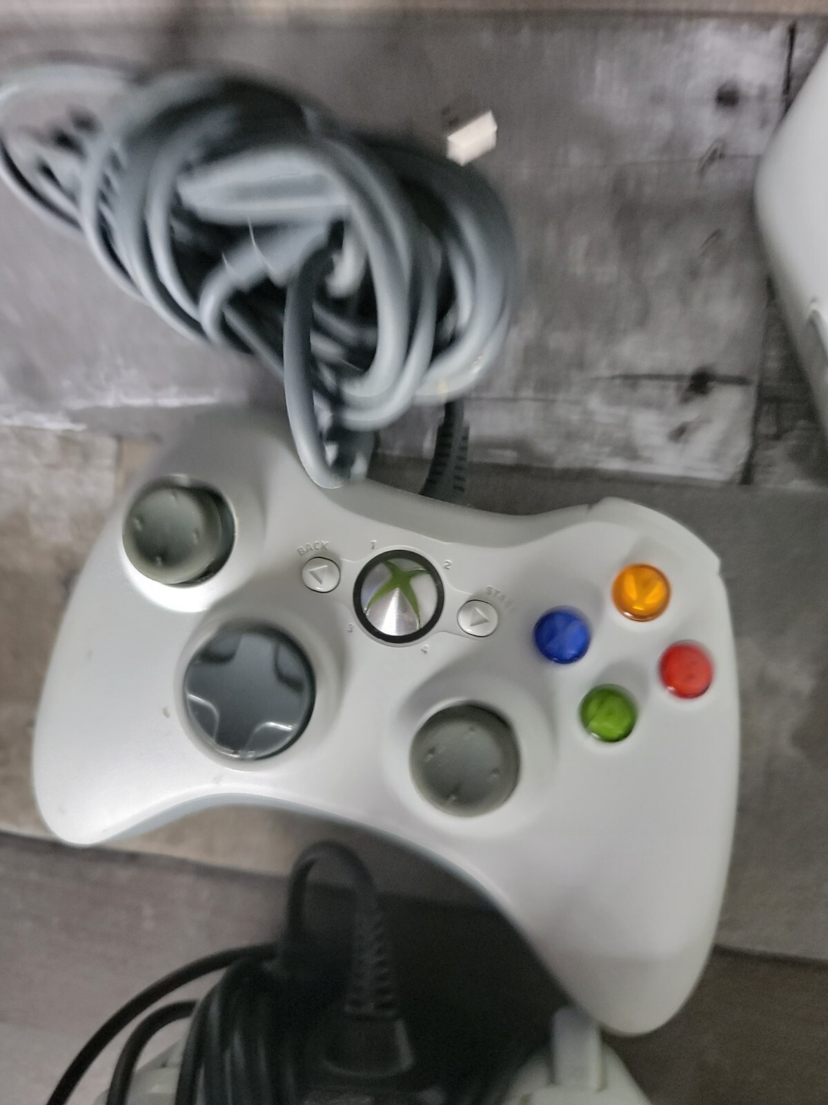 Xbox 360 Console White System with 2 Controllers 1 wired 1 wireles, Cables, Plug