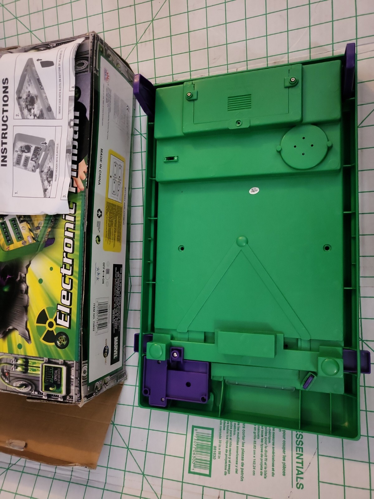 2003 MARVEL THE INCREDIBLE HULK ELECTRONIC PINBALL MACHINE RARE