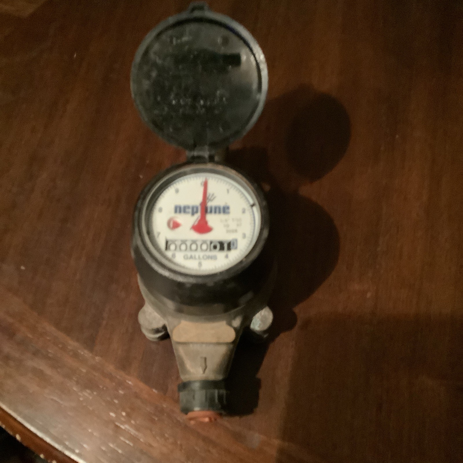 Neptune T-10 Water Meter with Register/Dial, Threaded Connections