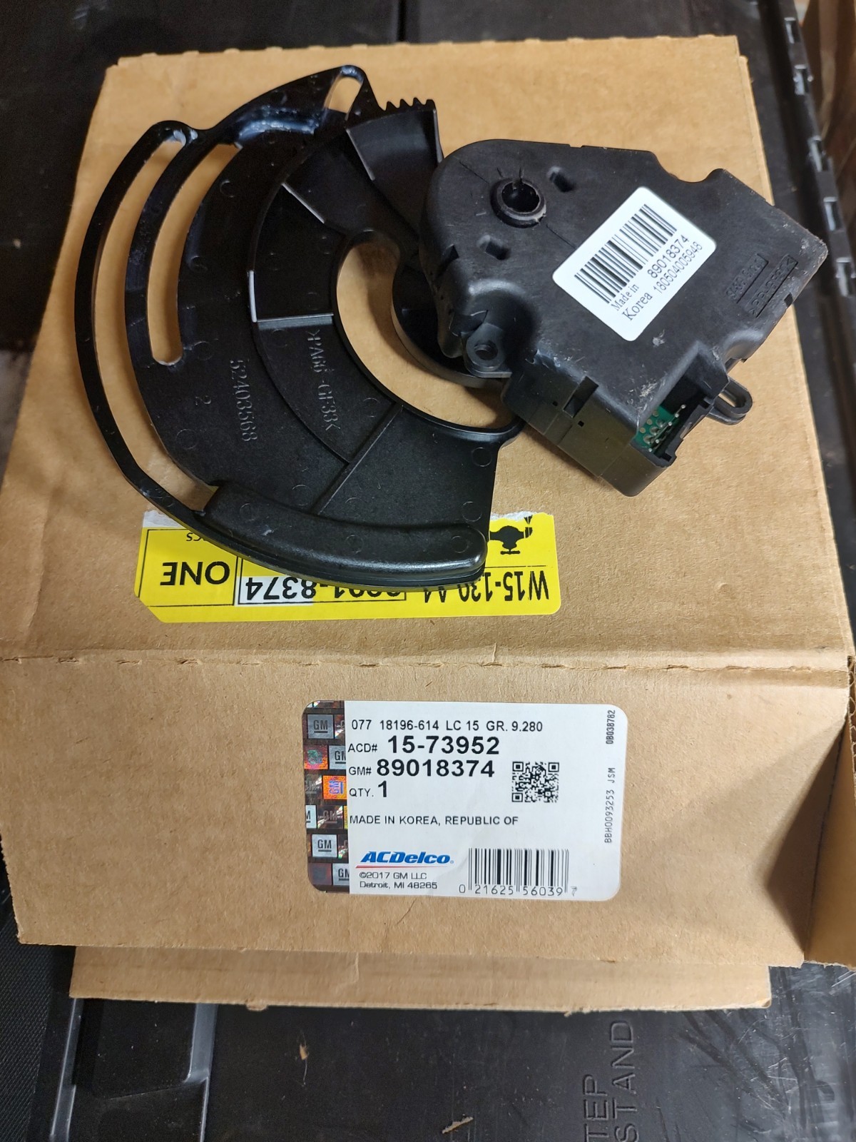 NEW GM 89018374 HVAC Mode Door Actuator Left 15-73952 Chevrolet GMC 2003-2014