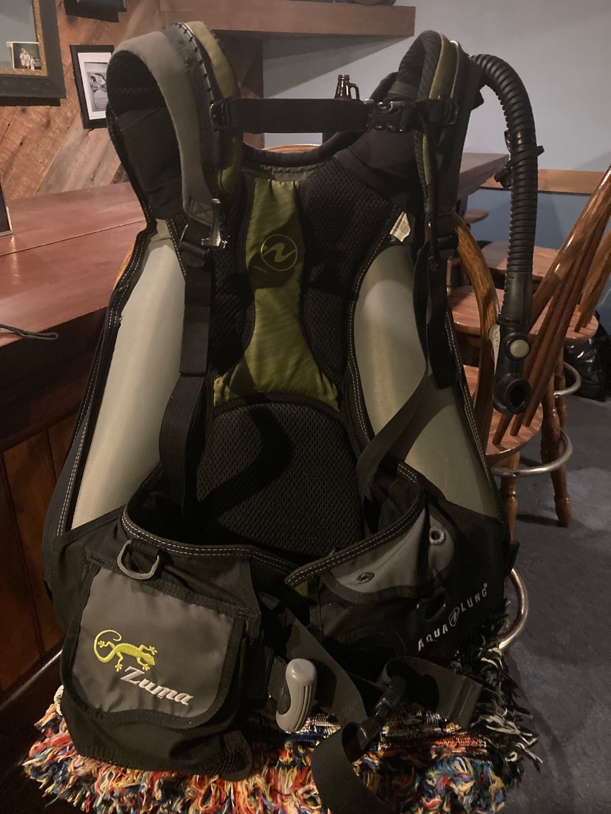Aqua Lung Zuma BCD, Used, Excellent Condition, Green, Weight integrated
