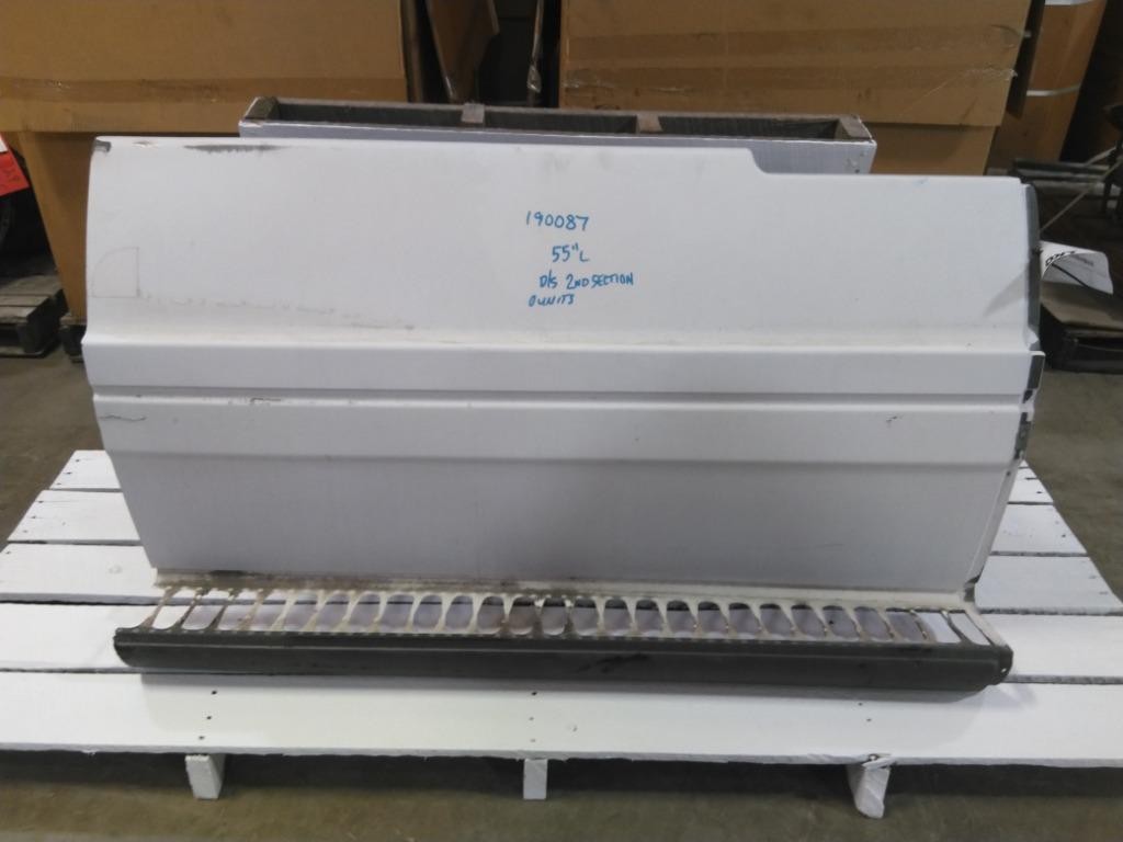 For 2004 FREIGHTLINER COLUMBIA 120 SIDE FAIRING Left ,  MD