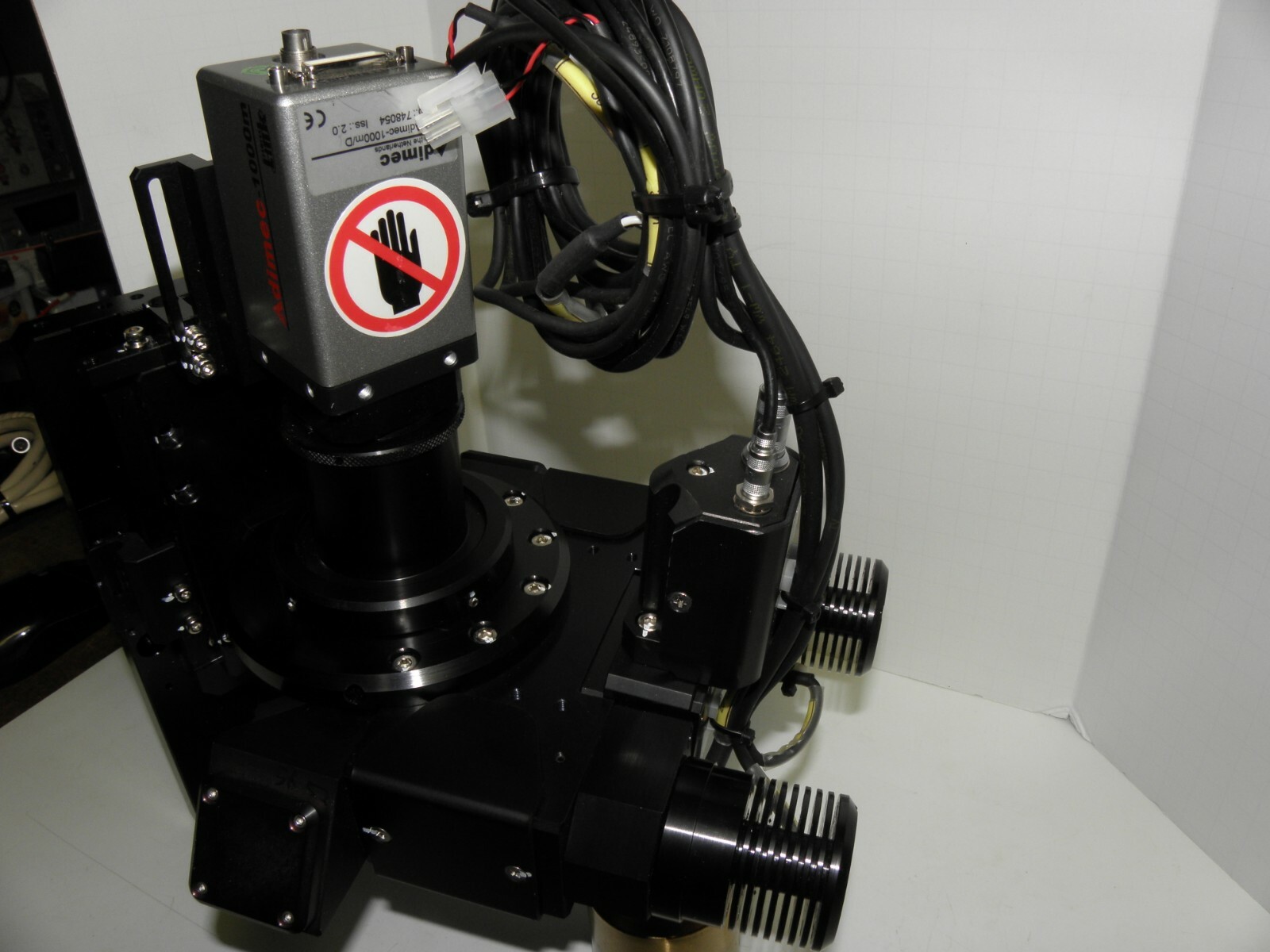 Machine Vision with Adimec-1000m and 145LED ring lamp and off axis illuminators