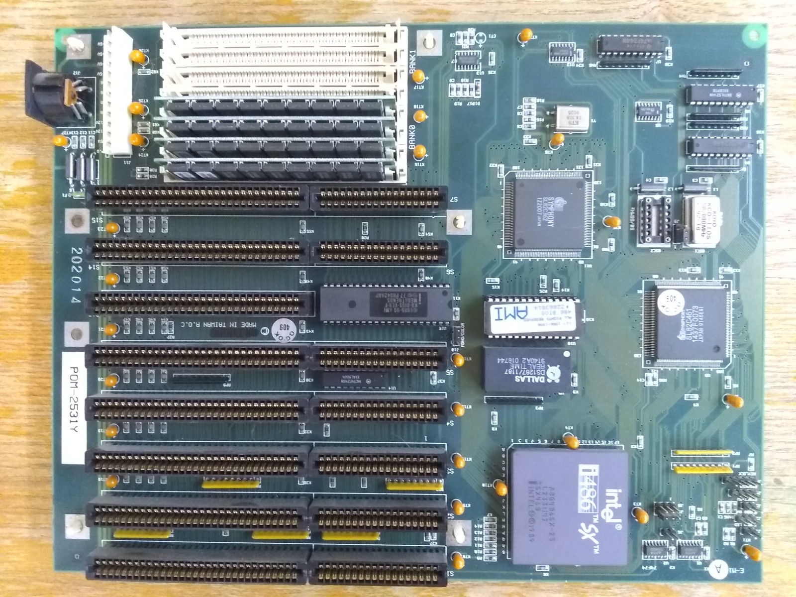 486SX 25Mhz ISA Motherboard, TESTED GOOD, W/ 4MB SIMM/RAM/DRAM, Baby-AT