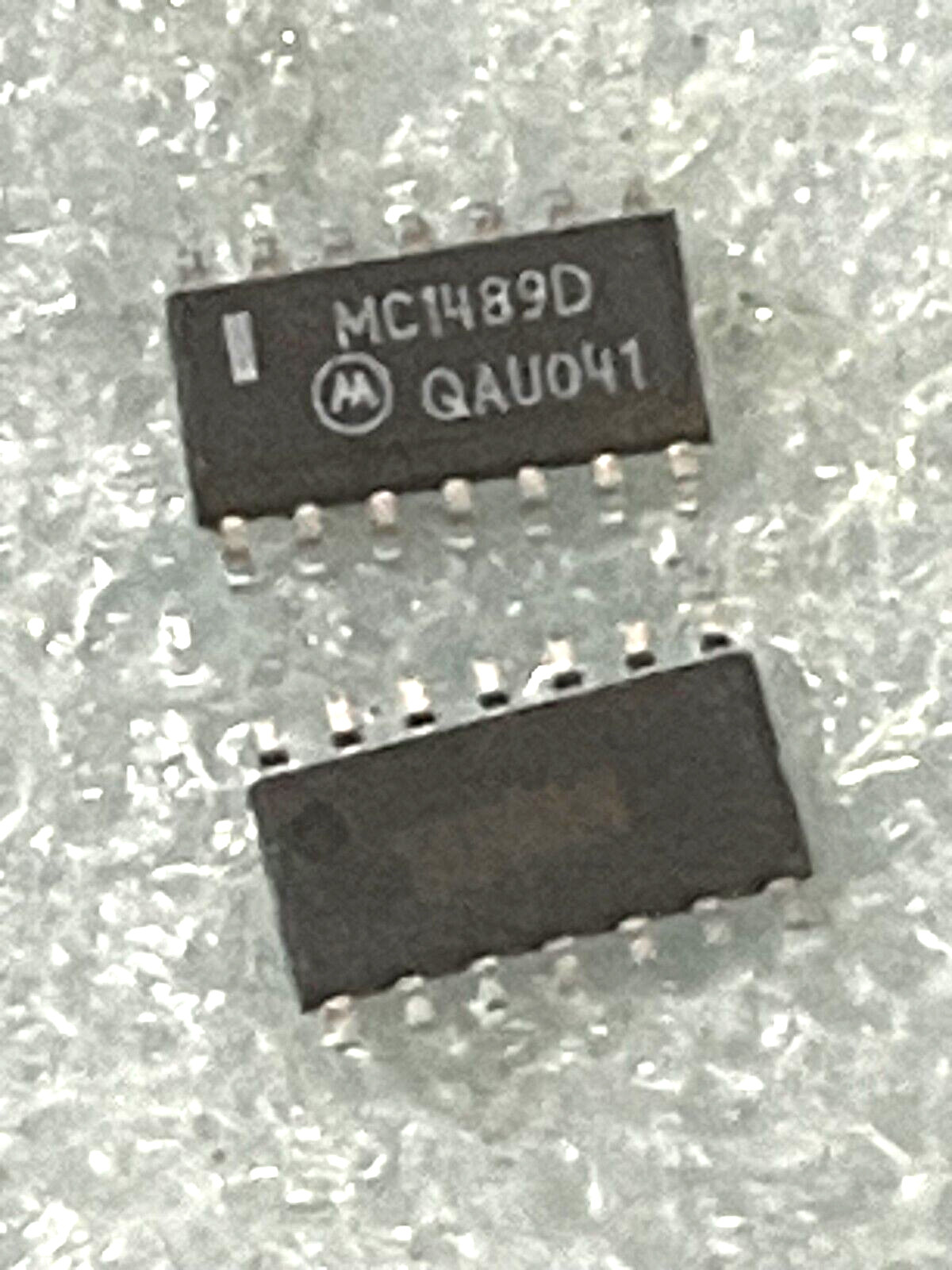 LOT 6 NEW SURFACE MOUNT MOTOROLA MC1489D Quad Line EIA-232D Receivers RM2-IC2-1