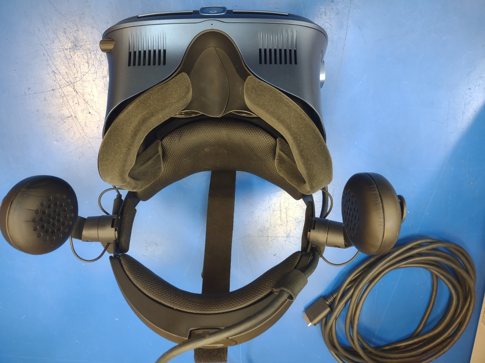 HTC VIVE Cosmos Blue Headset for PC