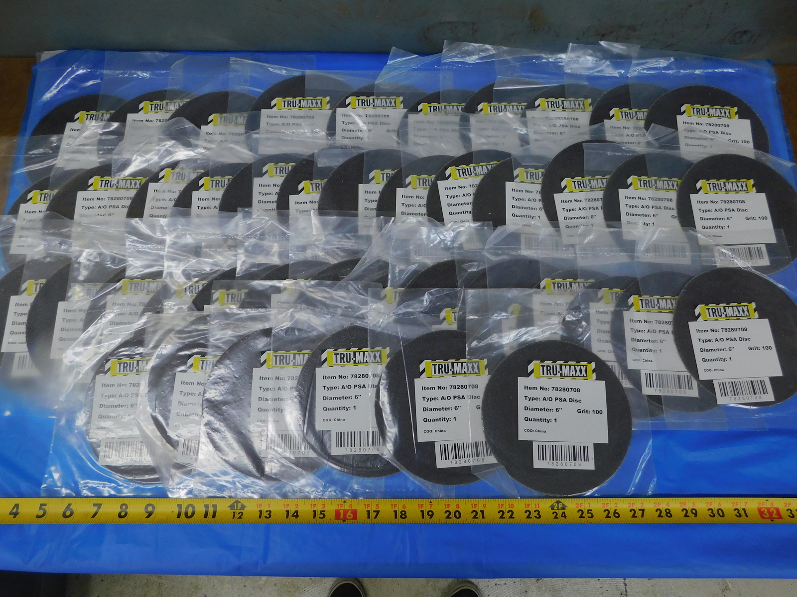 43PC LOT TRU-MAXX 6" DIA 100 GRIT A/O PSA DISCS FOR DUAL-ACTION/ORBITAL SANDERS