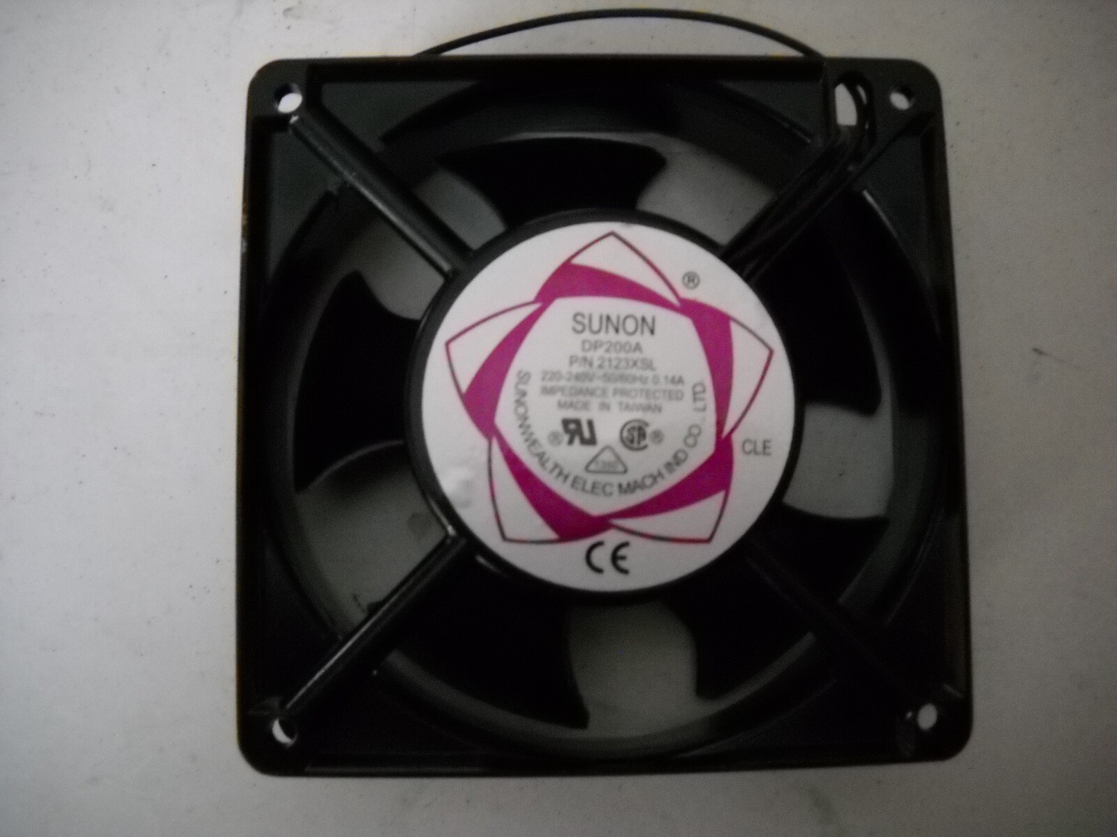SUNON DP200A 120x120x38 FOR PC OR OTHER VENTILATION USES FAN