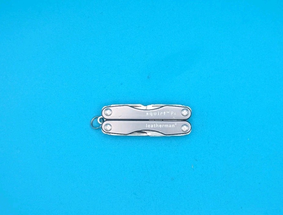 Leatherman Squirt P4 Multi-Tool, Key Ring, Retired, GRAY!