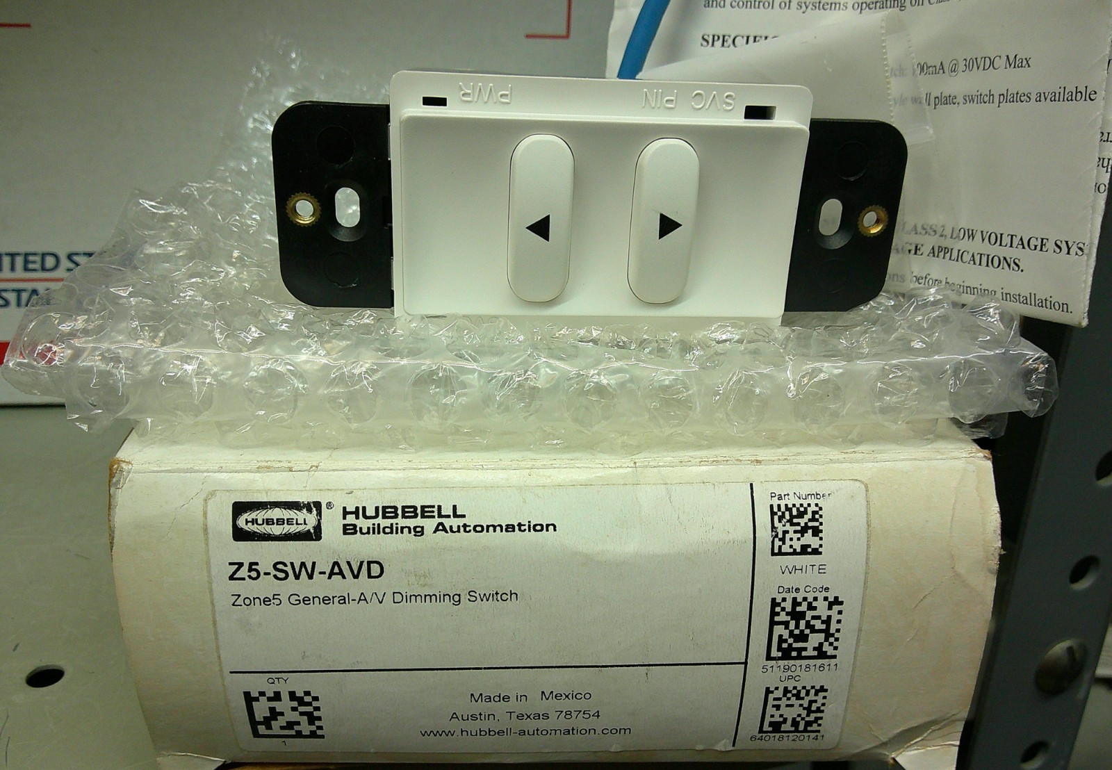 **NEW** Hubbell Z5-SW-AVD, Dimming Switch