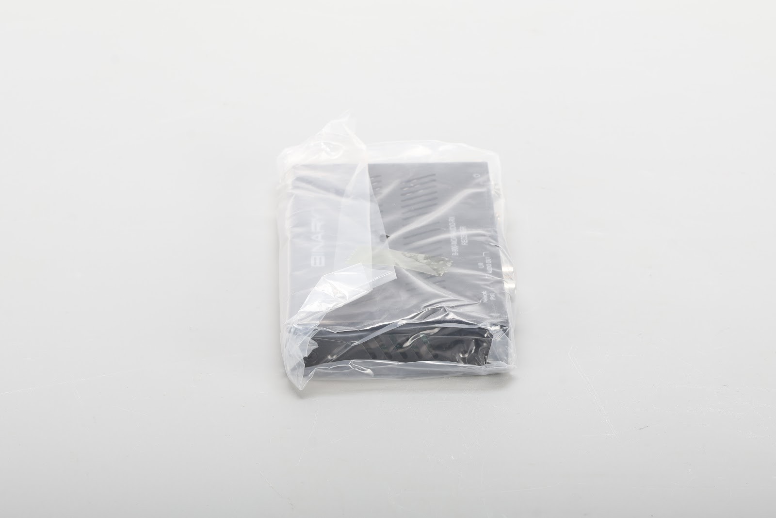 Binary B-900-MOIP-AUDIO-RX Media Over IP Audio Receiver With Accessories