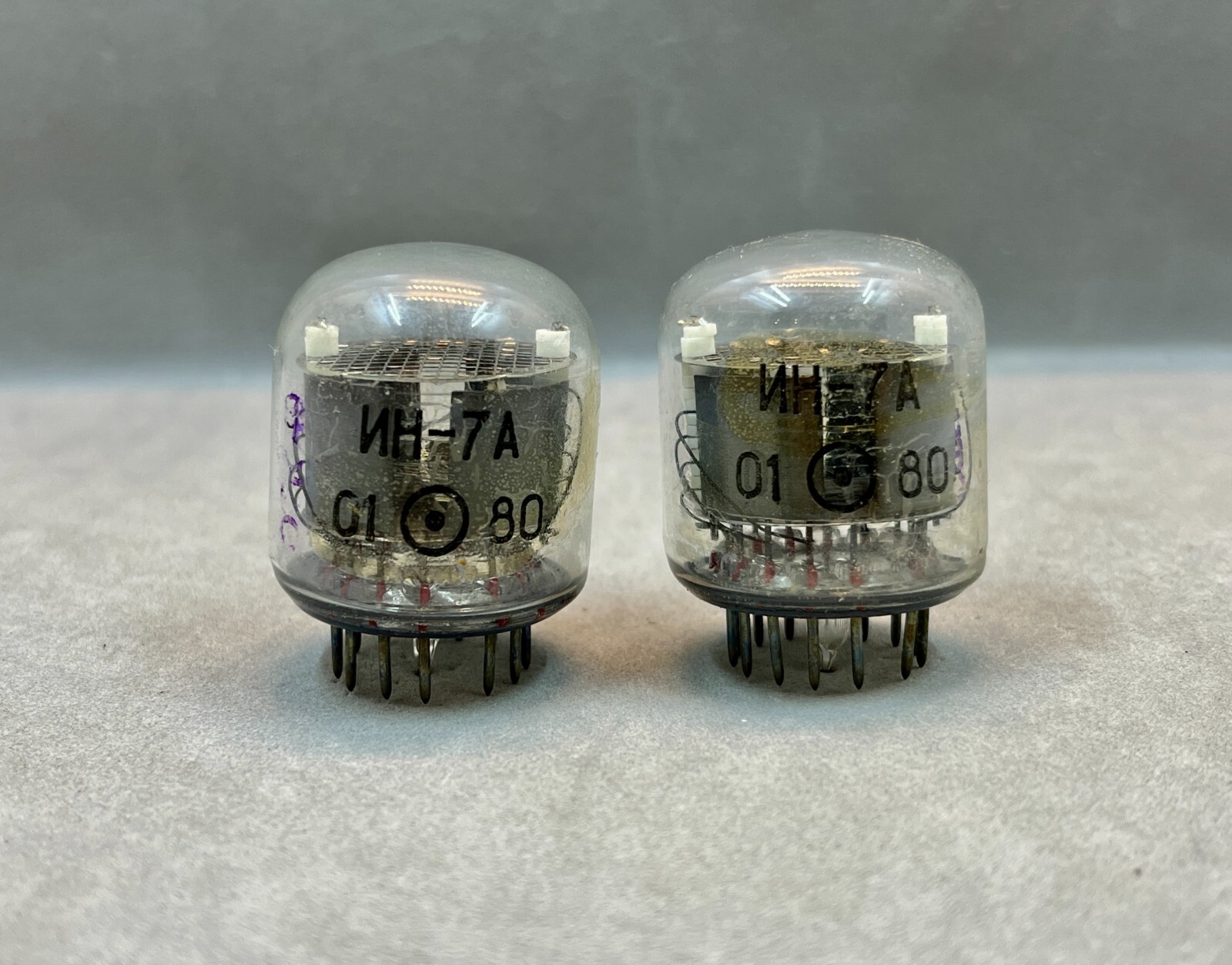 2 PCS IN-7(a,b) NEW NOS NIXIE VFD SYMBOLS SAME DATE