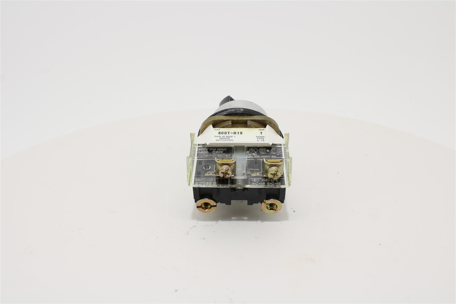 Allen-Bradley 800T-H19D1 Selector Switch | 2-Position | Spring Return | 1 NO