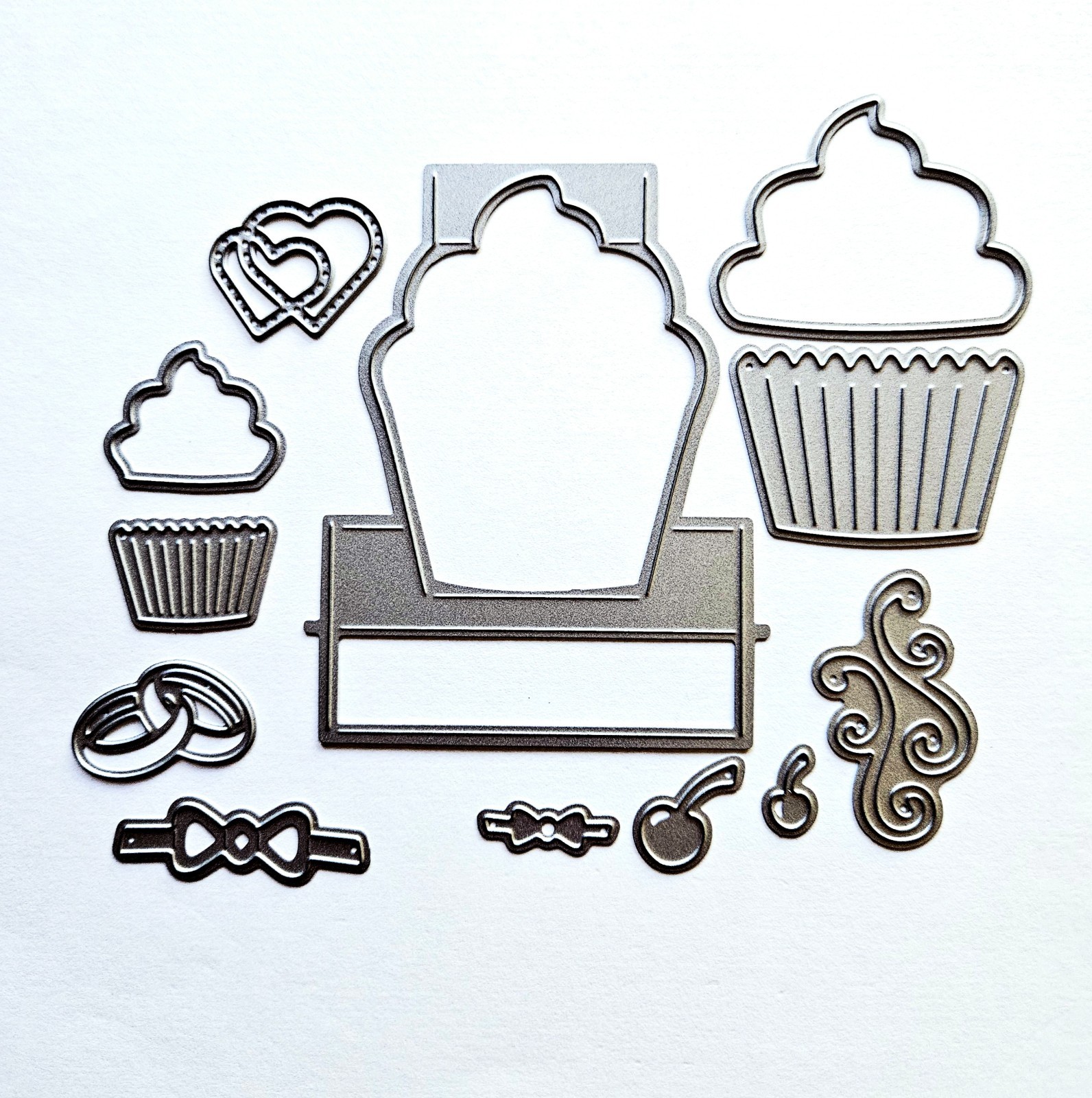 12 POP-UP CUPCAKE Cutting Dies Birthday Food Celebration Party Food Cake um243