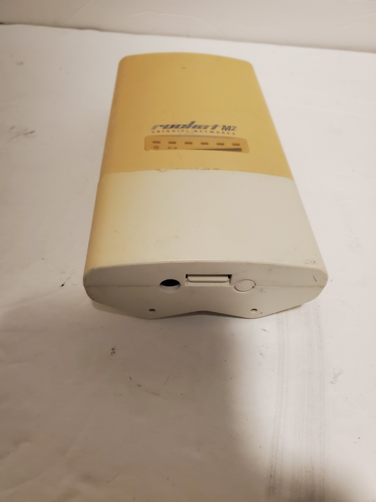 Ubiquiti Rocket M2 (ROCKETM2) airMAX 2.4GHz Wireless BaseStation Access Point