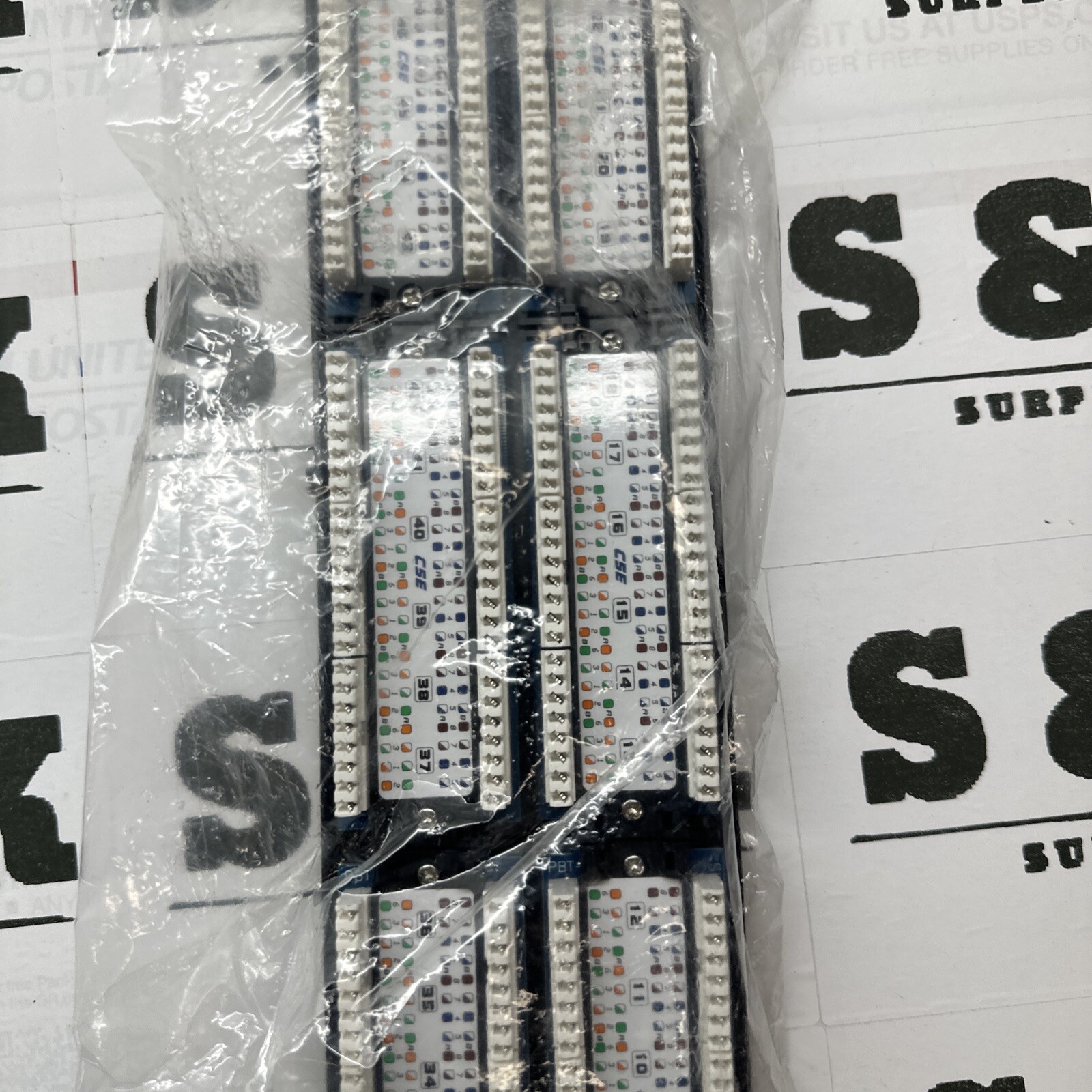 Unshielded patch port C5e 48-port
