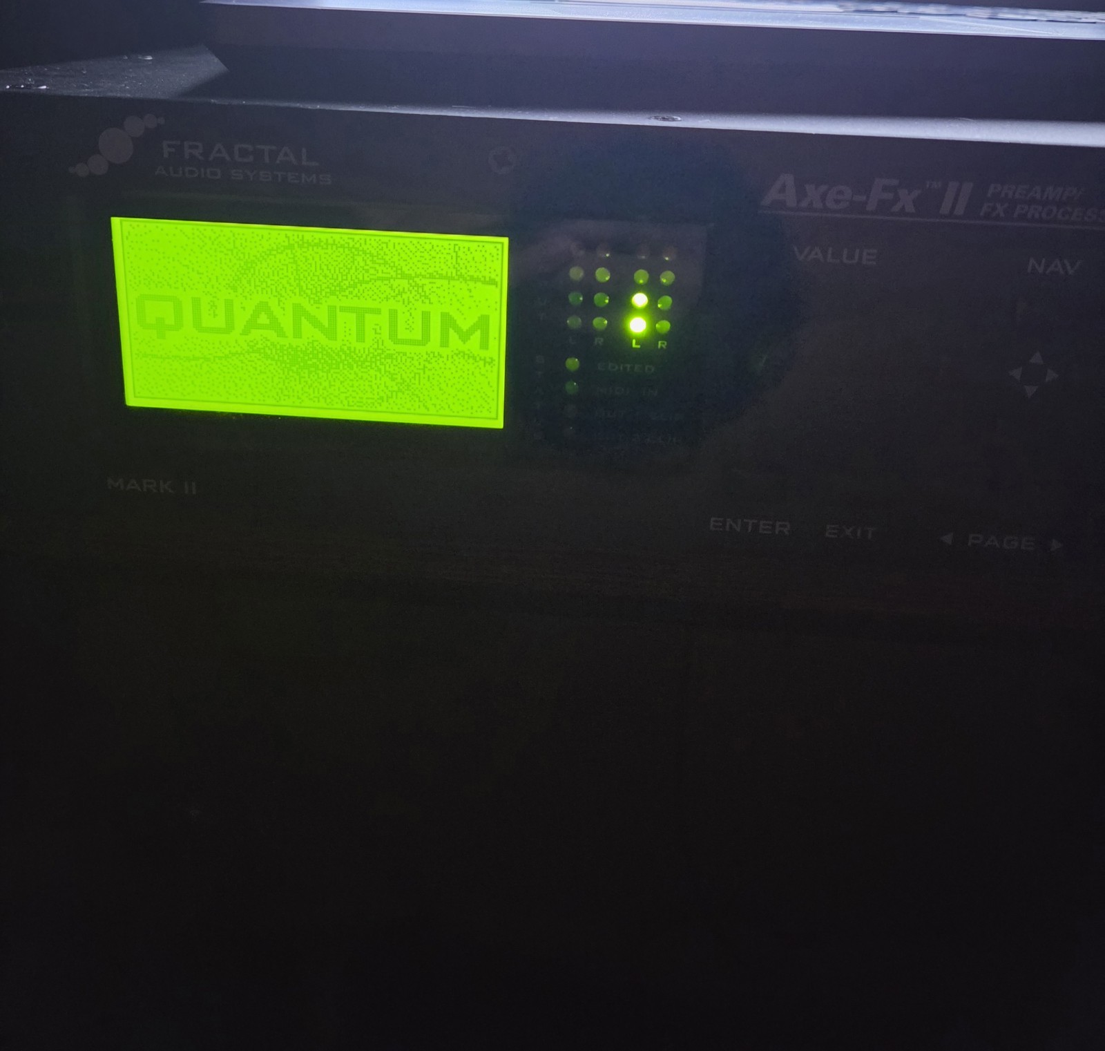 Fractal Audio Systems Axe-Fx II Mark II 2U Rack Amp Modeling MIDI Black
