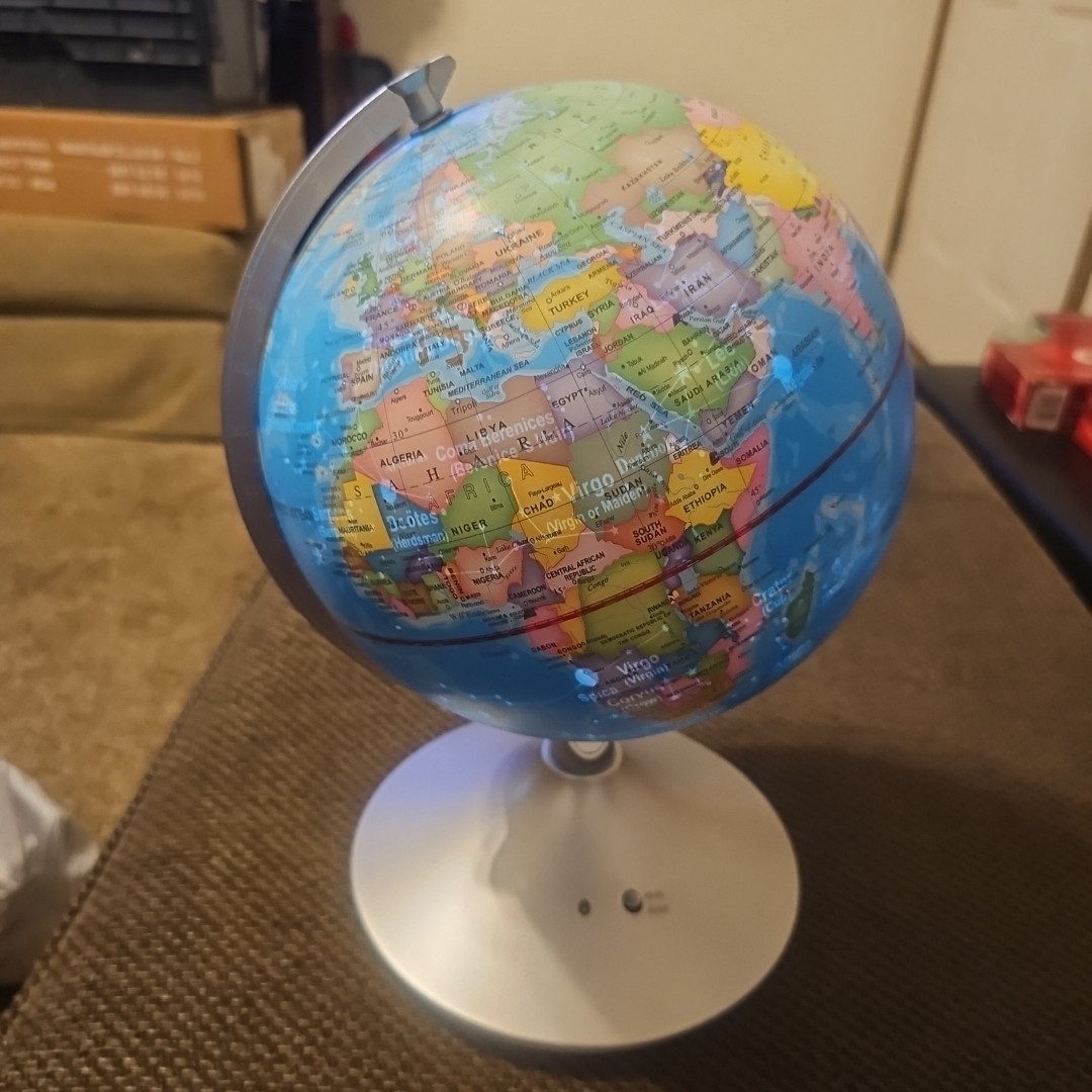 Light-up World Globe Table Lamp Nightlight 13"Diameter - Works