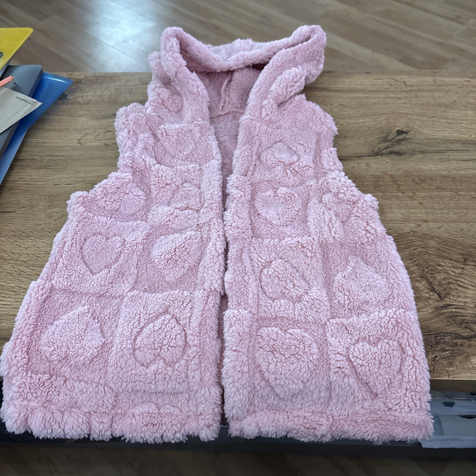 New Girl pink Gilet 4-5 years Soft Warm heartsGift Gorgeous SALE
