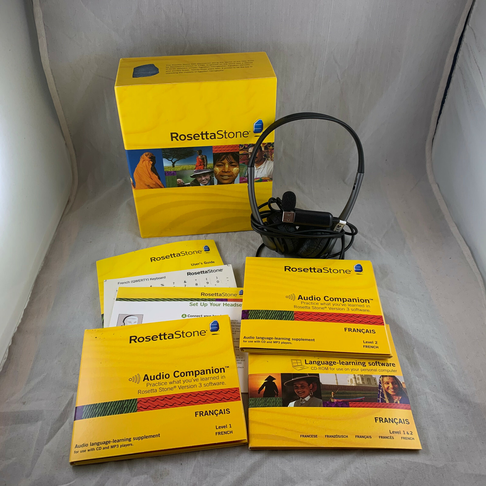 ROSETTA STONE LEVELS 1-2 FRANCAIS / FRENCH 5 CD & USB HEADPHONES BOX SET USED