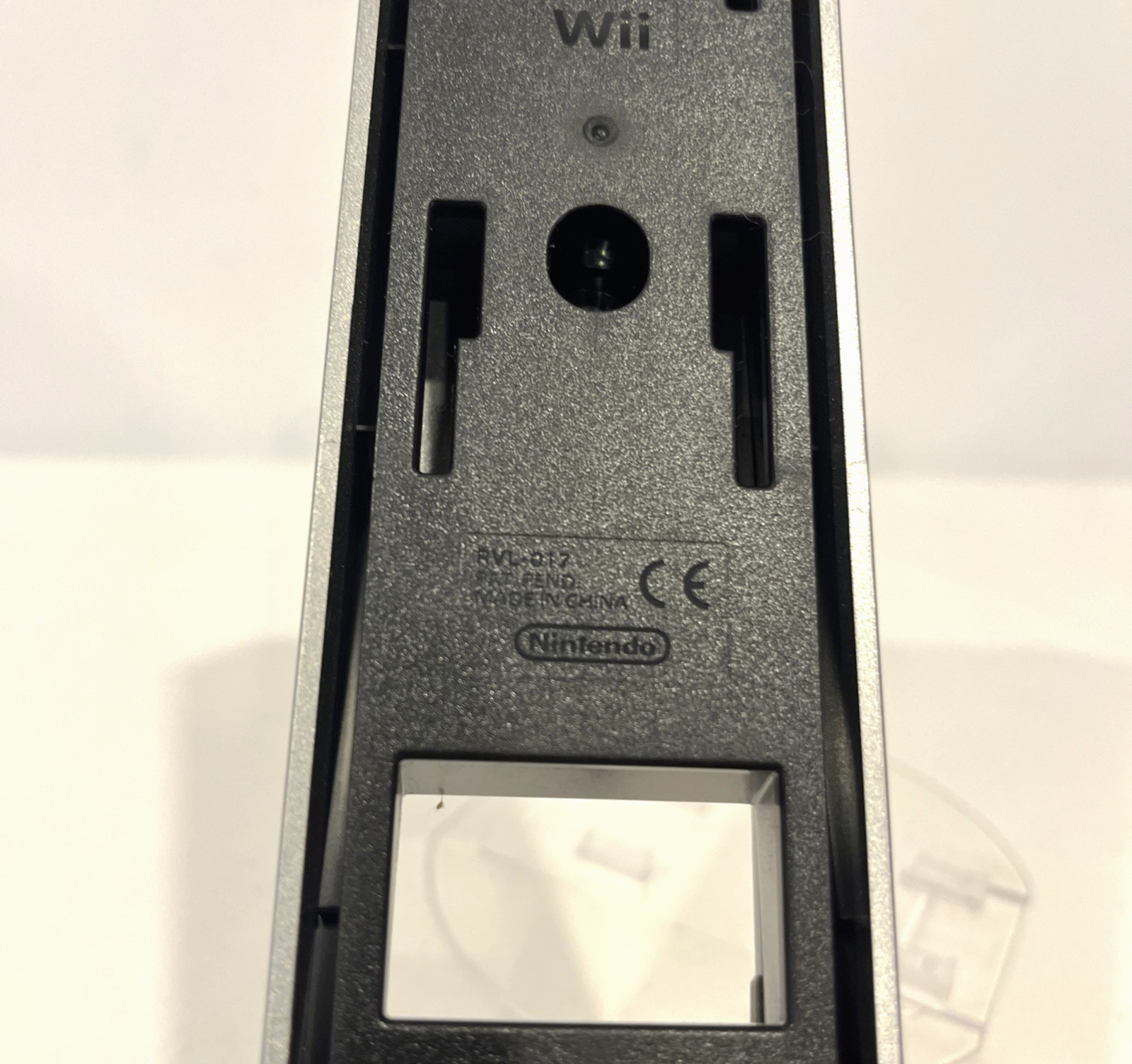 OFFICIAL NINTENDO WII SUPPORT STAND RVL-017 & CLEAR BASE RVL-019 BLACK CONSOLE ?