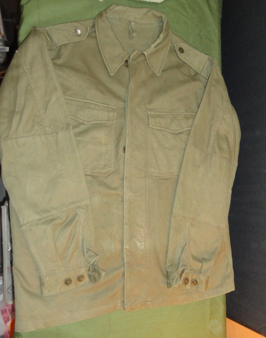 VINTAGE GERMAN COAT JACKET MILITARY OLIVE GREEN SIZE LARGE  8405-12-120-2480