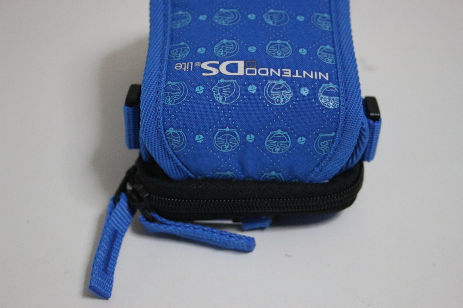 Doraemon Nintendo DS Carrying Pouch / Case - Blue with Strap / Japan/ Near Mint