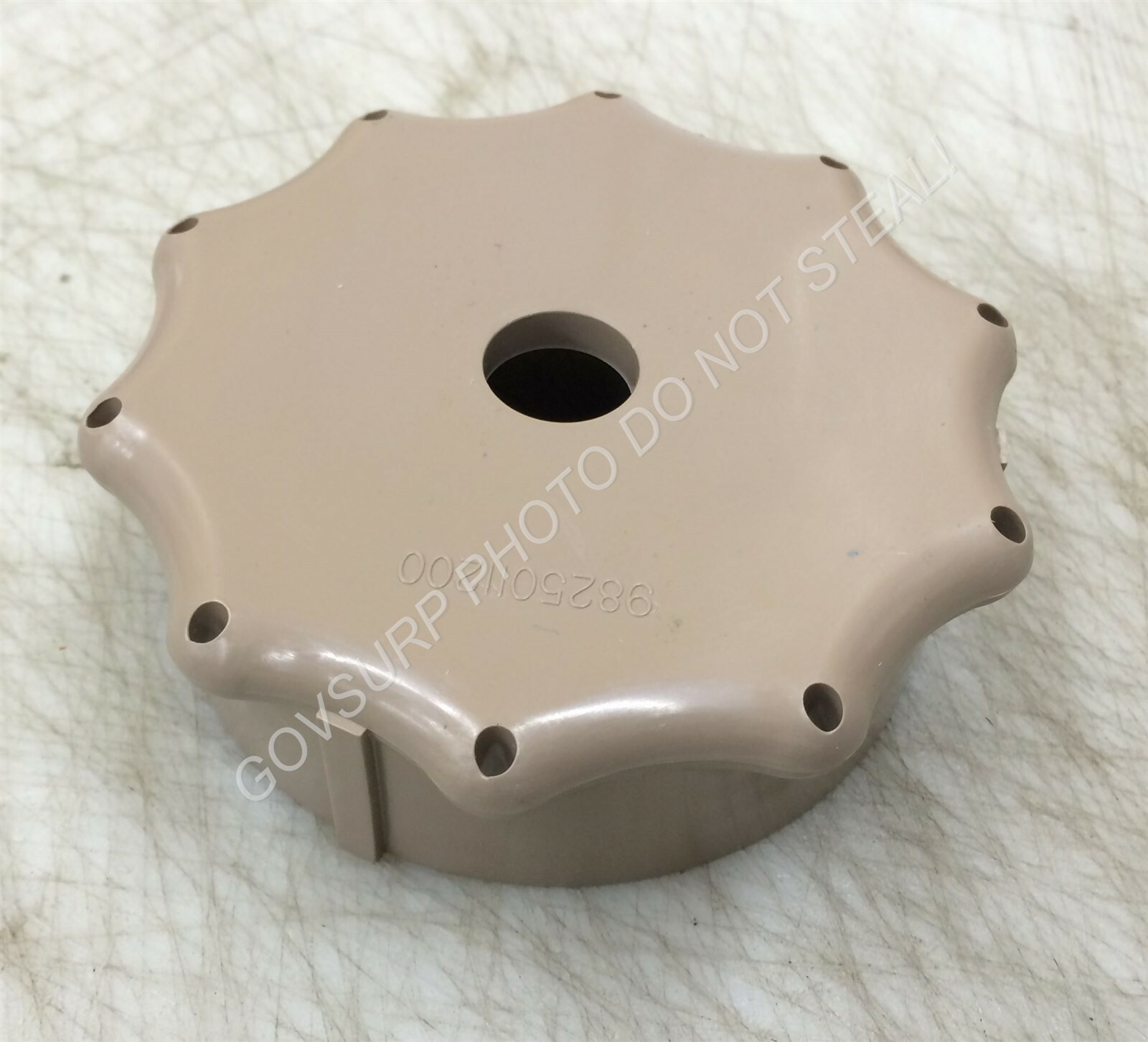 CAP SHELL TAN Scepter MFC Military Fuel Can NEW 13228E3326-1 7240-01-337-5348