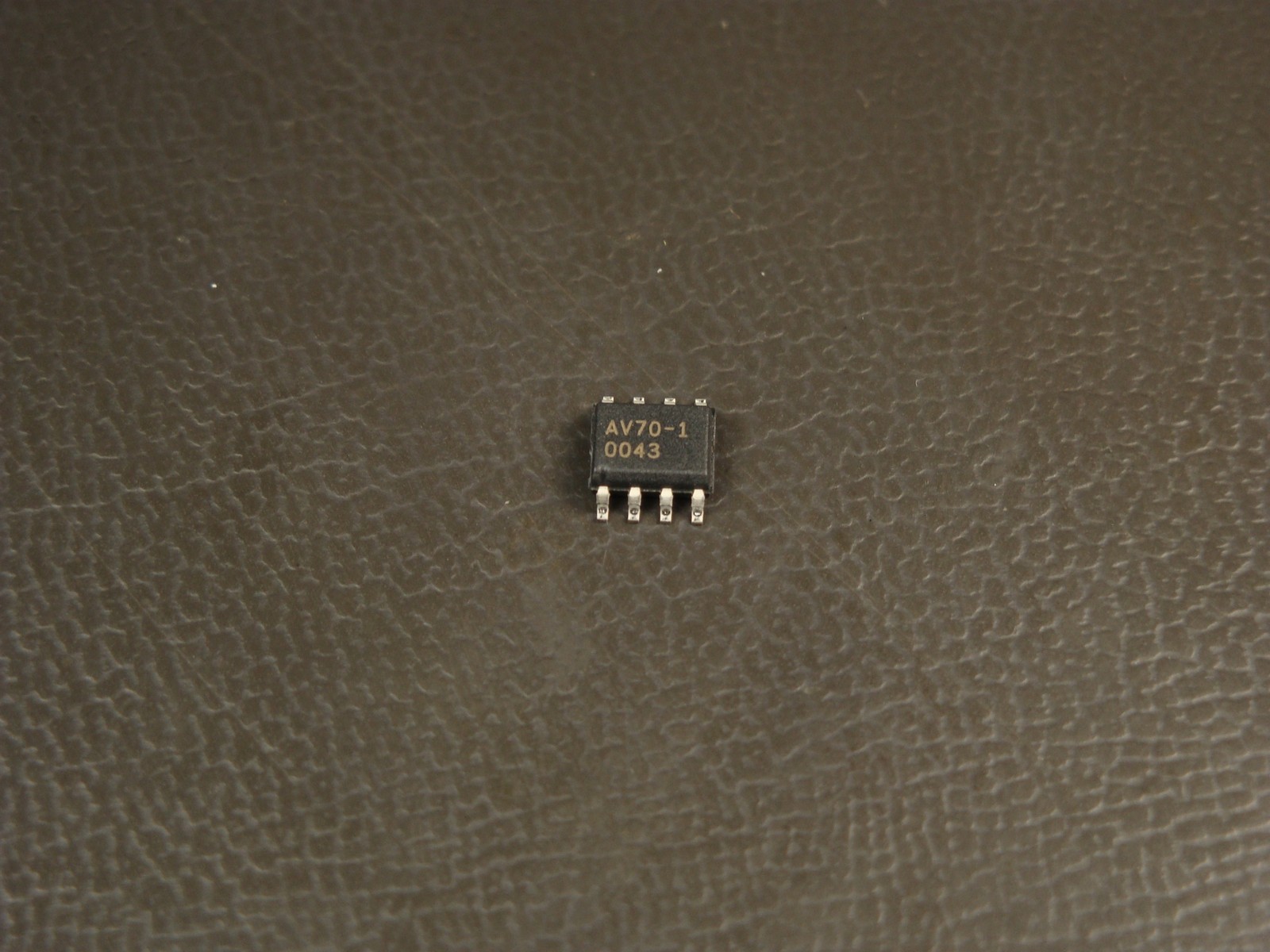 AV9170-01CS8 ICS Clock Synchronizer and Multiplier 3V-5.5V 8 Pin SOIC NOS
