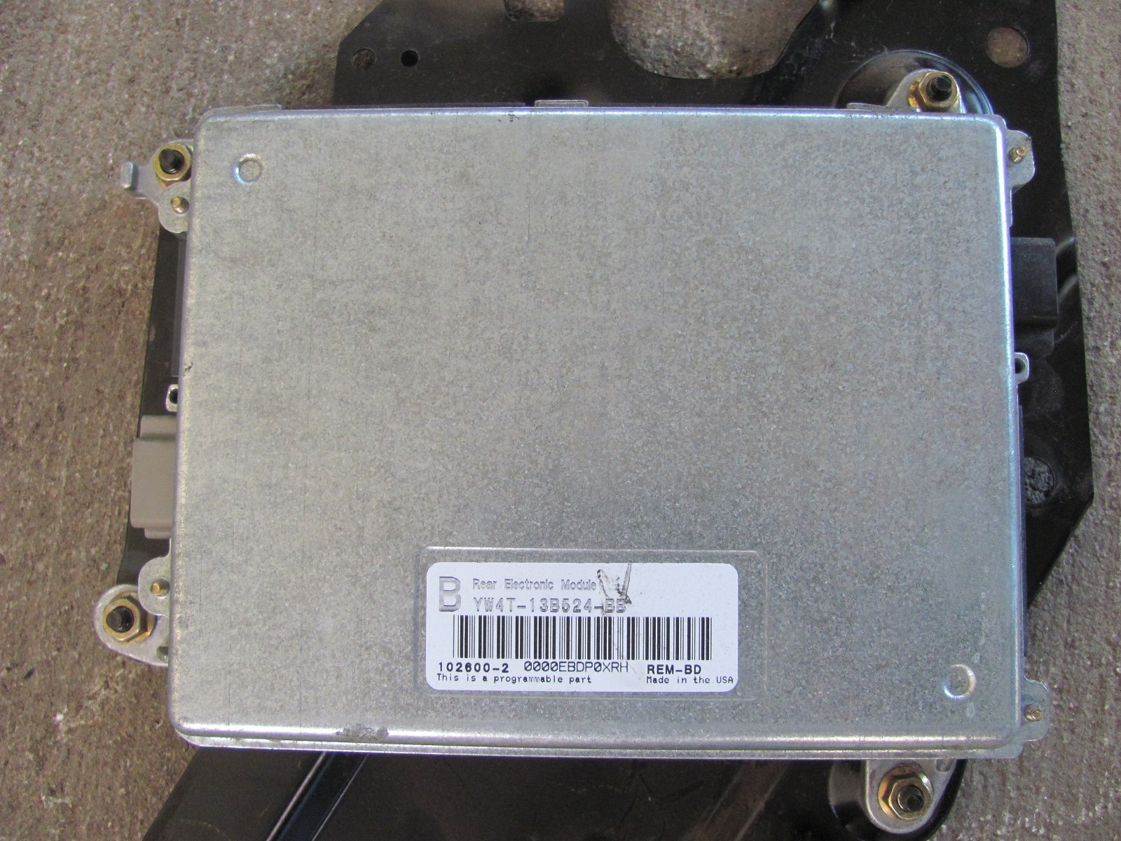 1999 2000 2001 2002 JAGUAR S-TYPE REAR ELECTRONIC MODULE  YW4T-13B524-BB