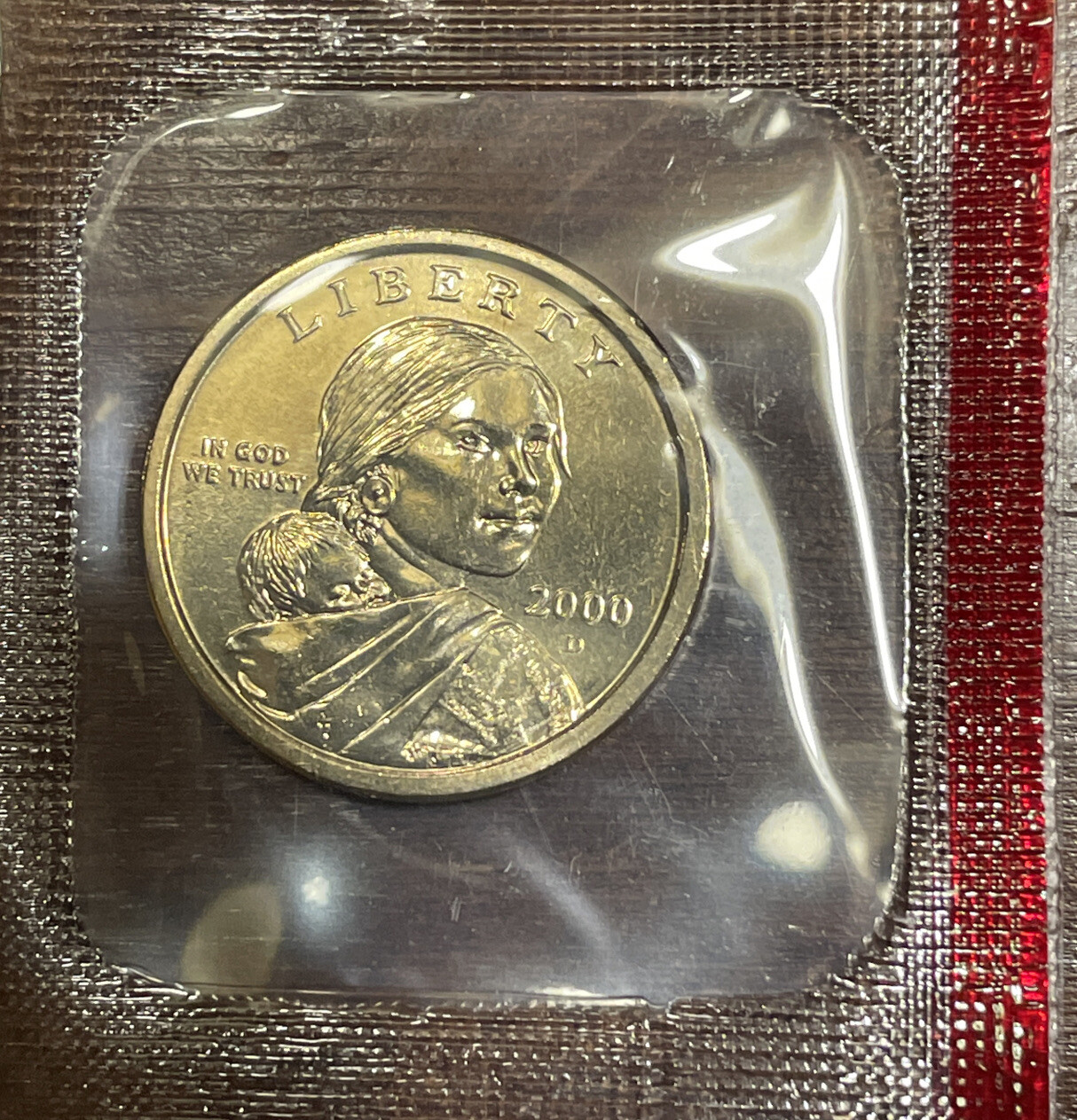 2000-D Sacagawea Native American Dollar from Mint Set in Mint Cello - Ships Free