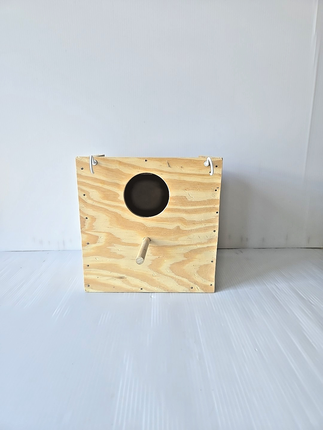 Wooden Breeding Box Nest For Parakeets And Lovebirds 8x8x6 Inch