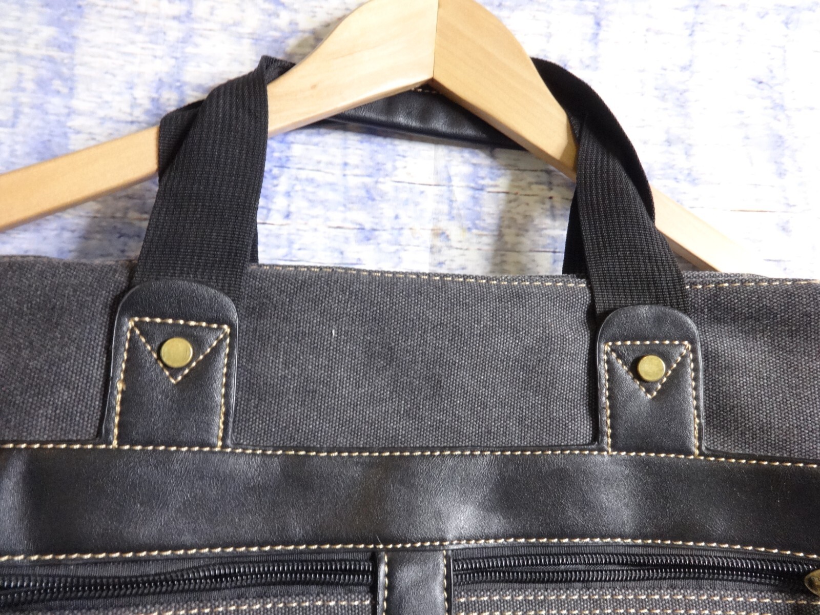 BLACK MESSENGER LAPTOP BAG W/Mountain Patch SHOULDER STRAP & Handles