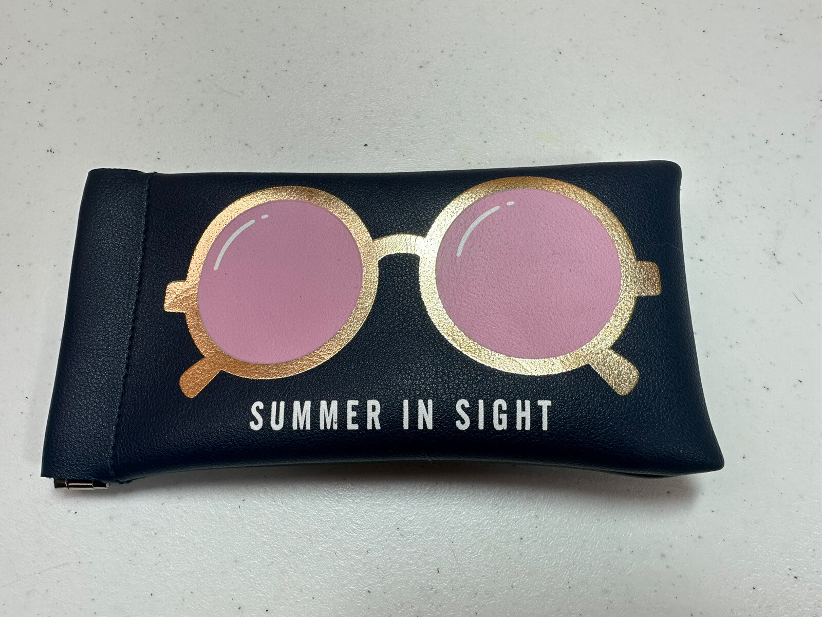 Sunglass Case Soft - "Summer in Sight" - EXCELLENT CONDITION