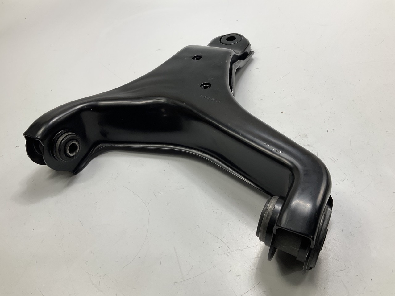 NEW - UNBOXED 2703-94592 Front Left Lower Control Arm 1995-99 Chevy Monte Carlo